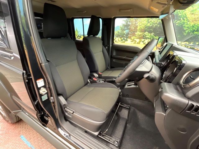 SUZUKI JIMNY NOMADE 2026 Image 31