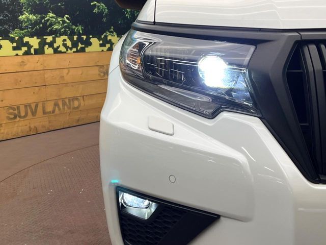 TOYOTA LANDCRUISER PRADO 2023 Image 31