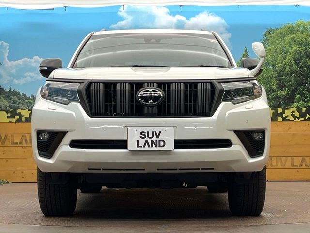 TOYOTA LANDCRUISER PRADO 2023 Image 31