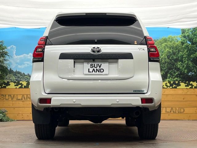 TOYOTA LANDCRUISER PRADO 2023 Image 31