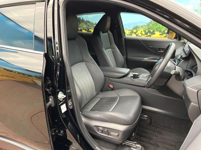 TOYOTA HARRIER 2WD 2023 Image 31