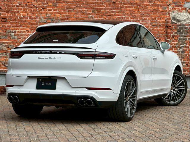 PORSCHE CAYENNE COUP 2021 Image 31