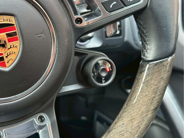 PORSCHE CAYENNE COUP 2021 Image 31