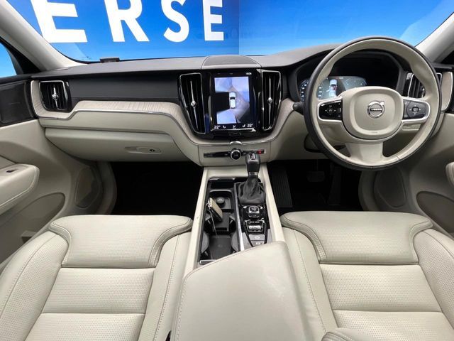 VOLVO XC60 2018 Image 31