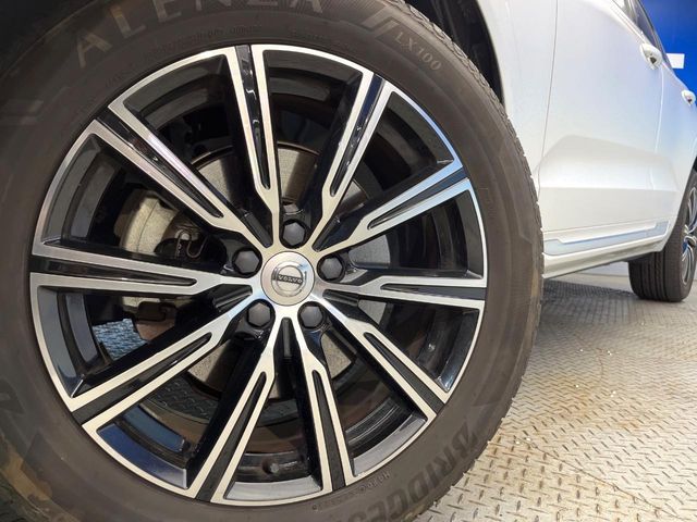 VOLVO XC60 2018 Image 31