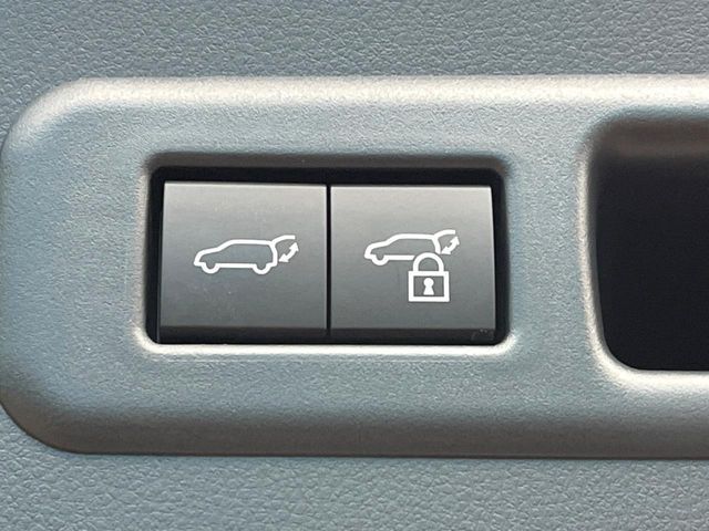 TOYOTA LEXUS LBX 2024 Image 31