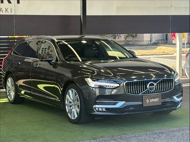 VOLVO V90 2020 Image 31