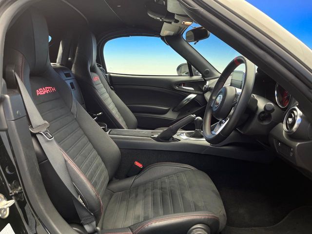 FIAT ABARTH 124 SPIDER 2020 Image 31
