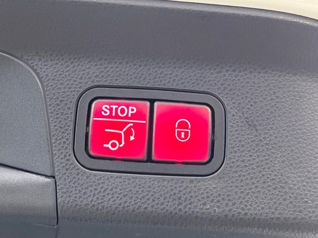 MERCEDES BENZ GLC CL 2019 Image 31