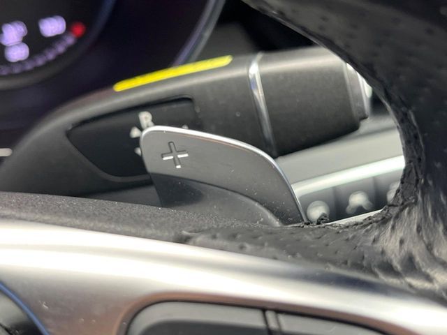 MERCEDES BENZ GLC CL 2019 Image 31