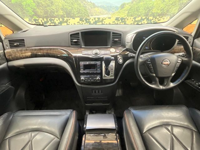 NISSAN ELGRAND 2016 Image 31