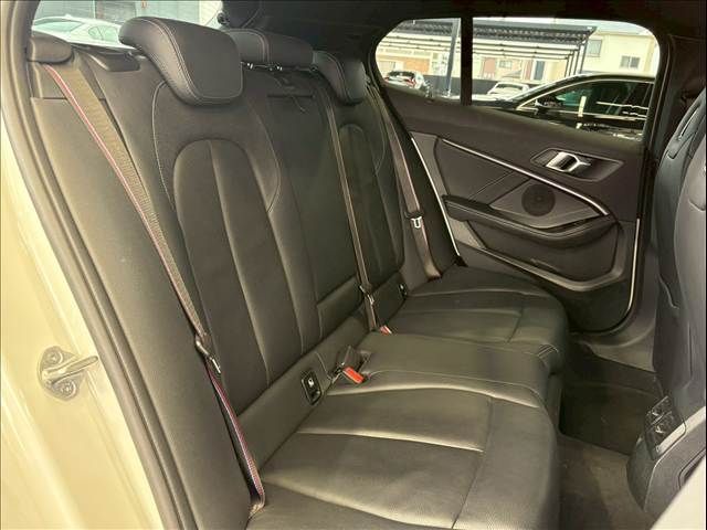 BMW 1SERIES 2020 Image 31