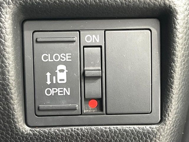 HONDA N BOX CUSTOM 2020 Image 31