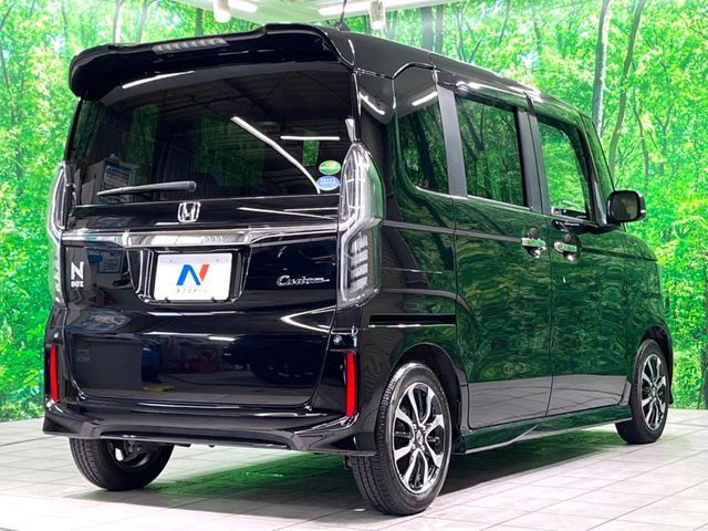 HONDA N BOX CUSTOM 2020 Image 31