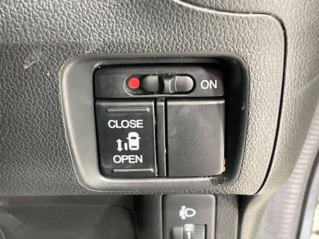 HONDA N BOX 2016 Image 31