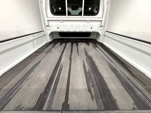 SUZUKI CARRY TRUCK 4WD 2023 Image 31