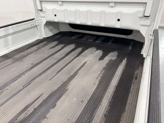 SUZUKI CARRY TRUCK 4WD 2023 Image 31