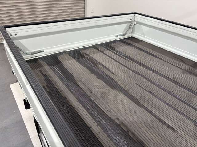 SUZUKI CARRY TRUCK 4WD 2023 Image 31