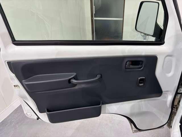 SUZUKI CARRY TRUCK 4WD 2023 Image 31