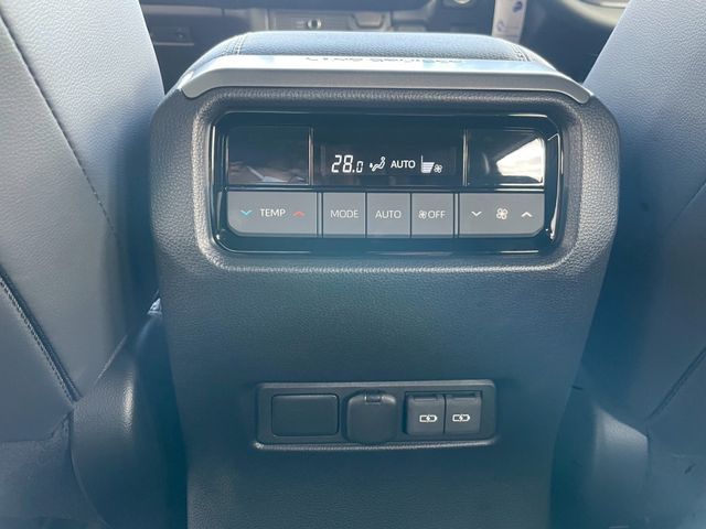 TOYOTA LANDCRUISER 250 2025 Image 31