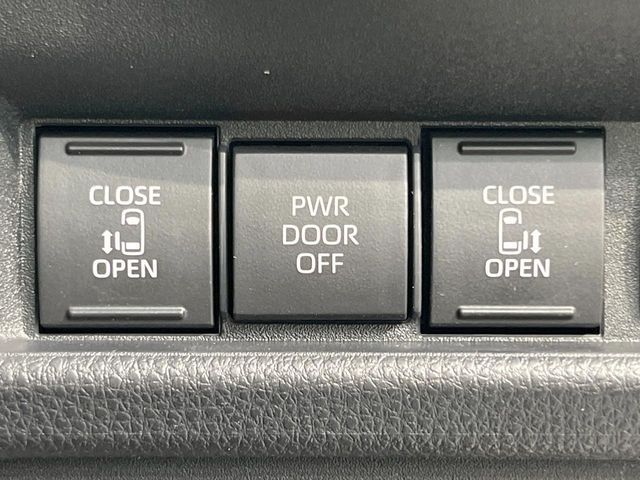 TOYOTA SIENTA HYBRID 2025 Image 31