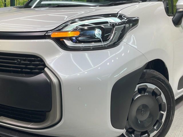 TOYOTA SIENTA HYBRID 2025 Image 31