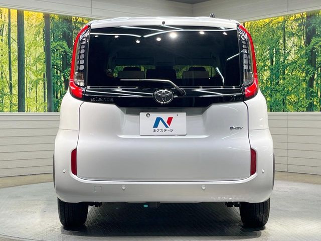 TOYOTA SIENTA HYBRID 2025 Image 31
