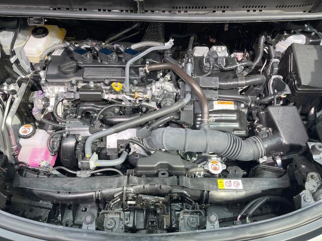 TOYOTA SIENTA HYBRID 2025 Image 31