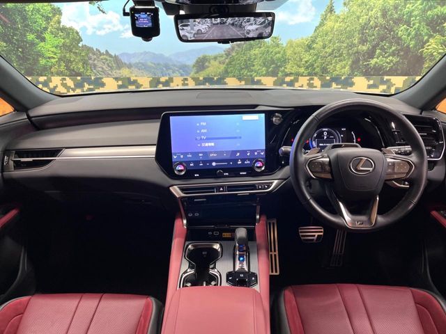 TOYOTA LEXUS RX500H 2023 Image 31