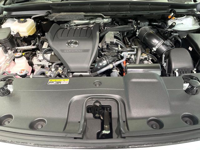 TOYOTA LEXUS RX500H 2023 Image 31