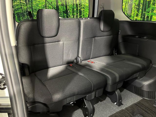 NISSAN SERENA  WG 4WD 2024 Image 31