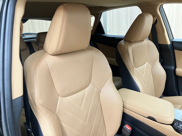 TOYOTA LEXUS NX250 2023 Image 31