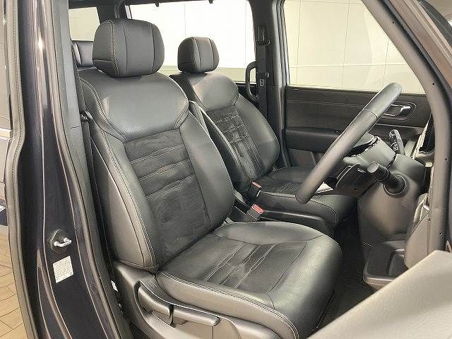 HONDA STEPWAGON E:HEV SPAD 2022 Image 31