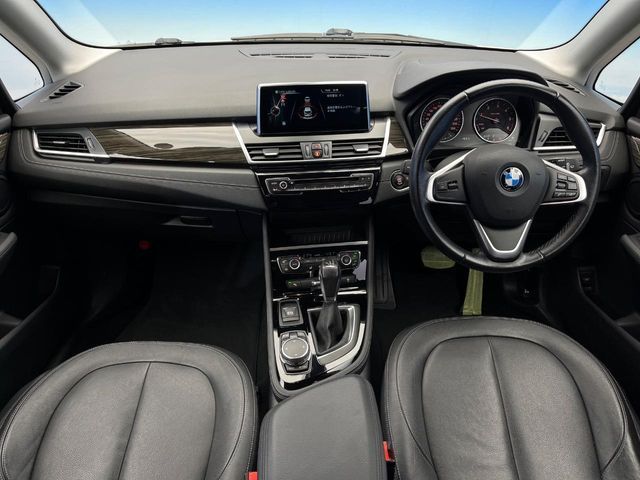 BMW 2SERIES ACTIVE T 2015 Image 31