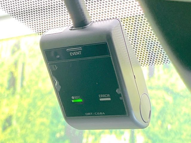 TOYOTA VOXY 2019 Image 31