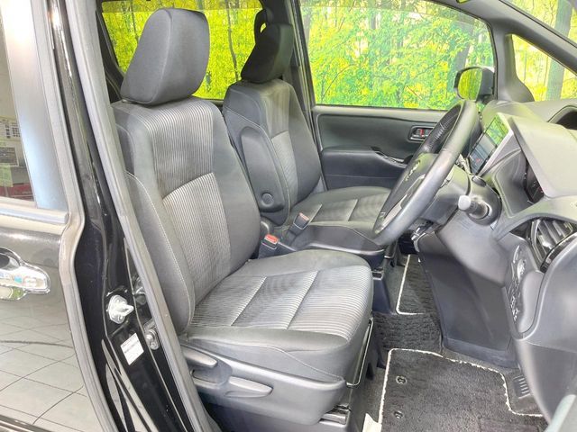 TOYOTA VOXY 2019 Image 31