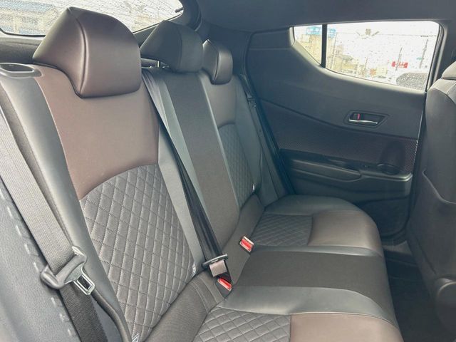 TOYOTA C-HR 2019 Image 31