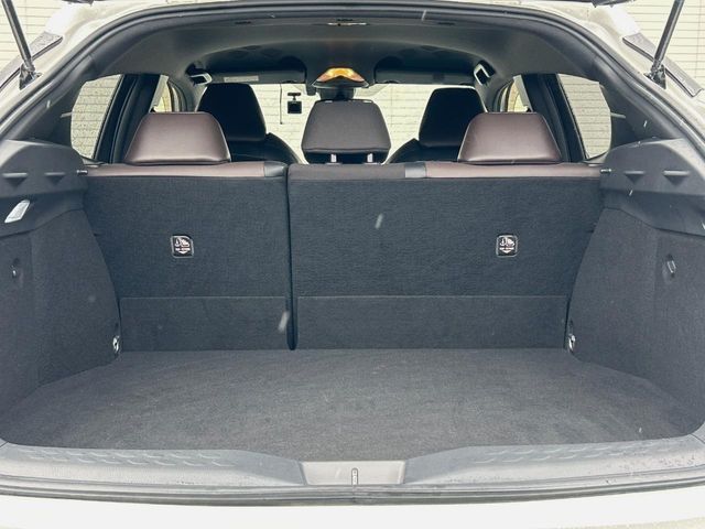 TOYOTA C-HR 2019 Image 31