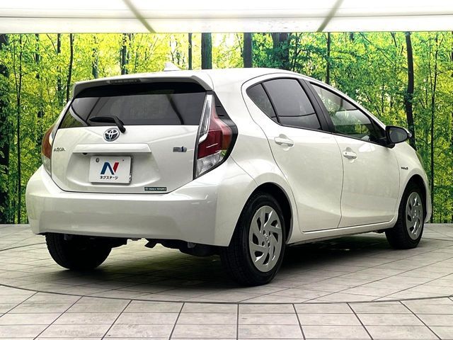 TOYOTA AQUA 2017 Image 31