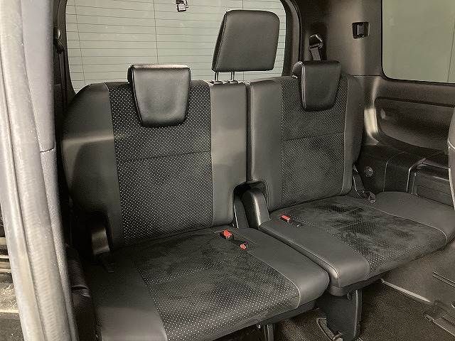 TOYOTA VOXY 2021 Image 31