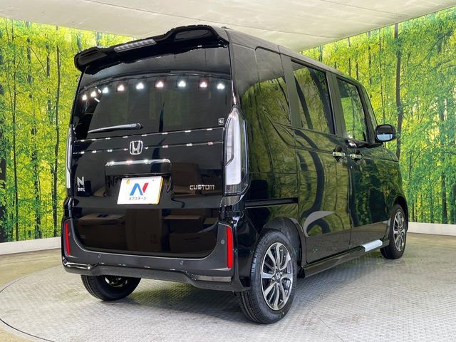 HONDA N BOX CUSTOM 2026 Image 31