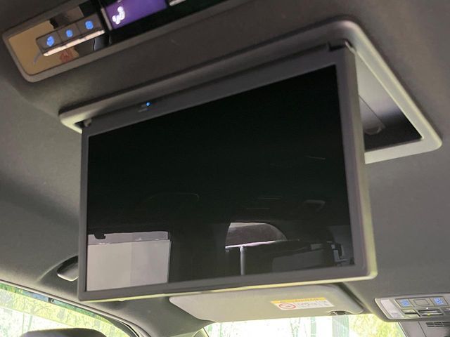 TOYOTA VOXY HYBRID 2023 Image 31