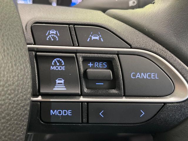 TOYOTA VOXY HYBRID 2023 Image 31