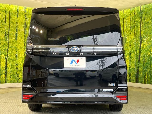TOYOTA VOXY HYBRID 2023 Image 31