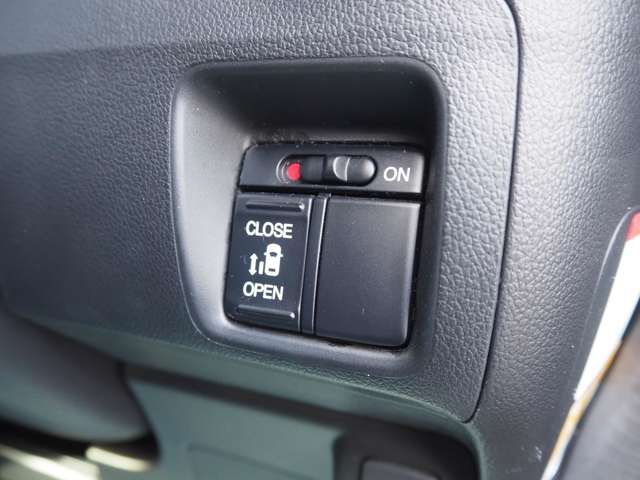 HONDA N BOX CUSTOM 4WD 2014 Image 31