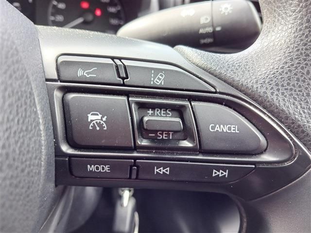 TOYOTA YARIS 2021 Image 31