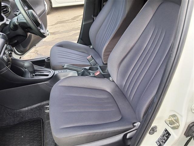 TOYOTA YARIS 2021 Image 31