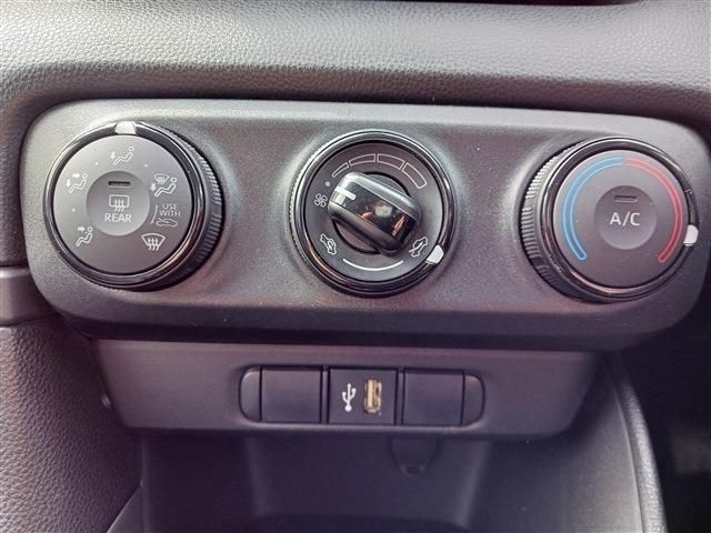 TOYOTA YARIS 2021 Image 31