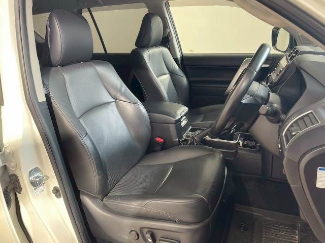 TOYOTA LANDCRUISER PRADO 2020 Image 31