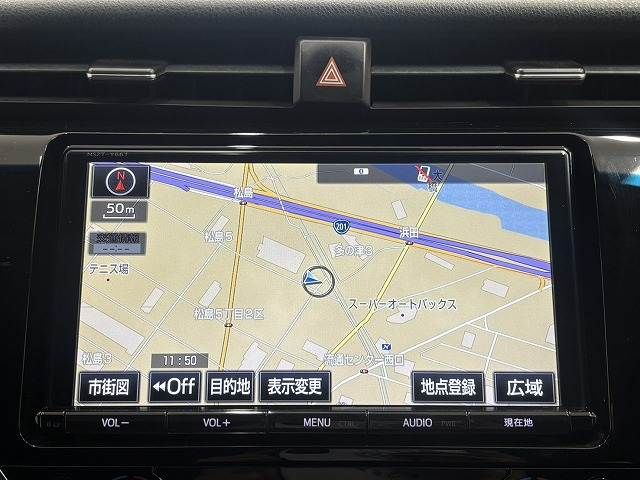 TOYOTA CAMRY HYBRID 2017 Image 31